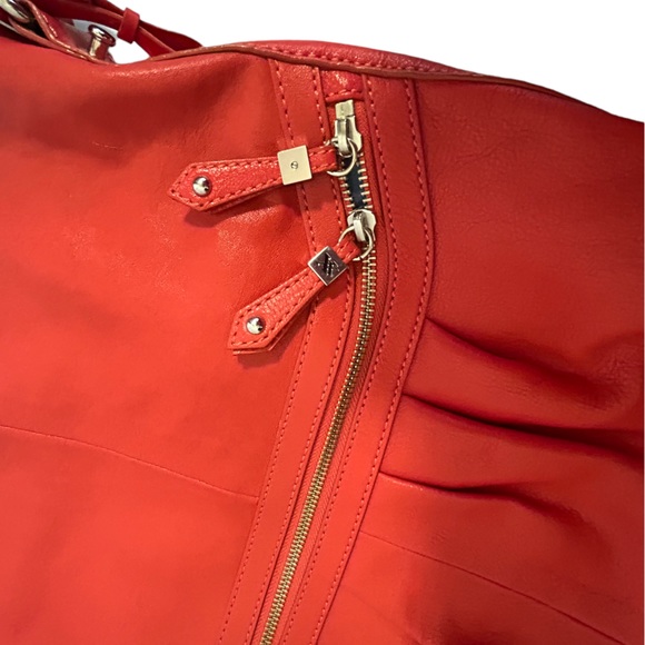 29. XX Maxx NY Large Shoulder Hobo Bag Hot Red Cowhide Leather - Picture 8 of 14